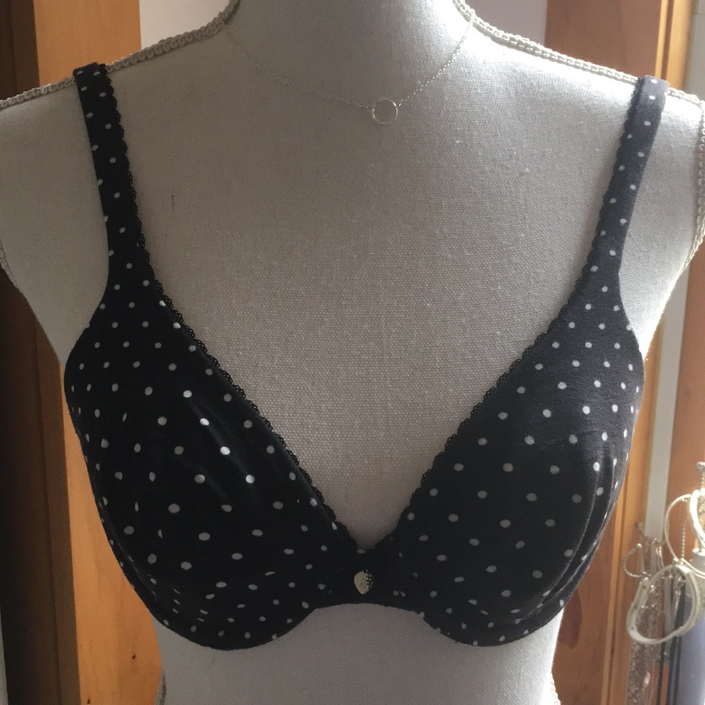NWOT Victoria’s Secret bra sz 34b
